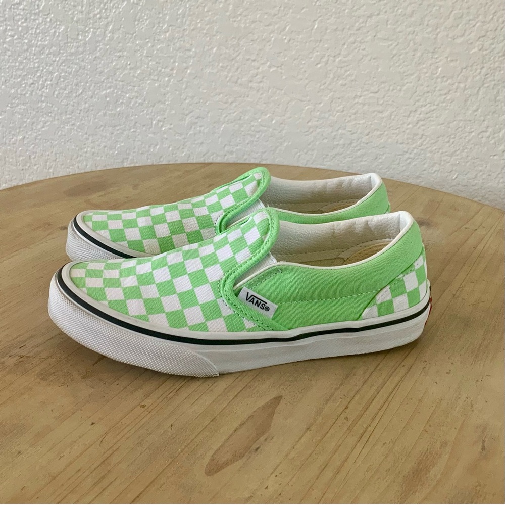 Kids VANS Checkerboard Classic Slip-ons, Sz 2